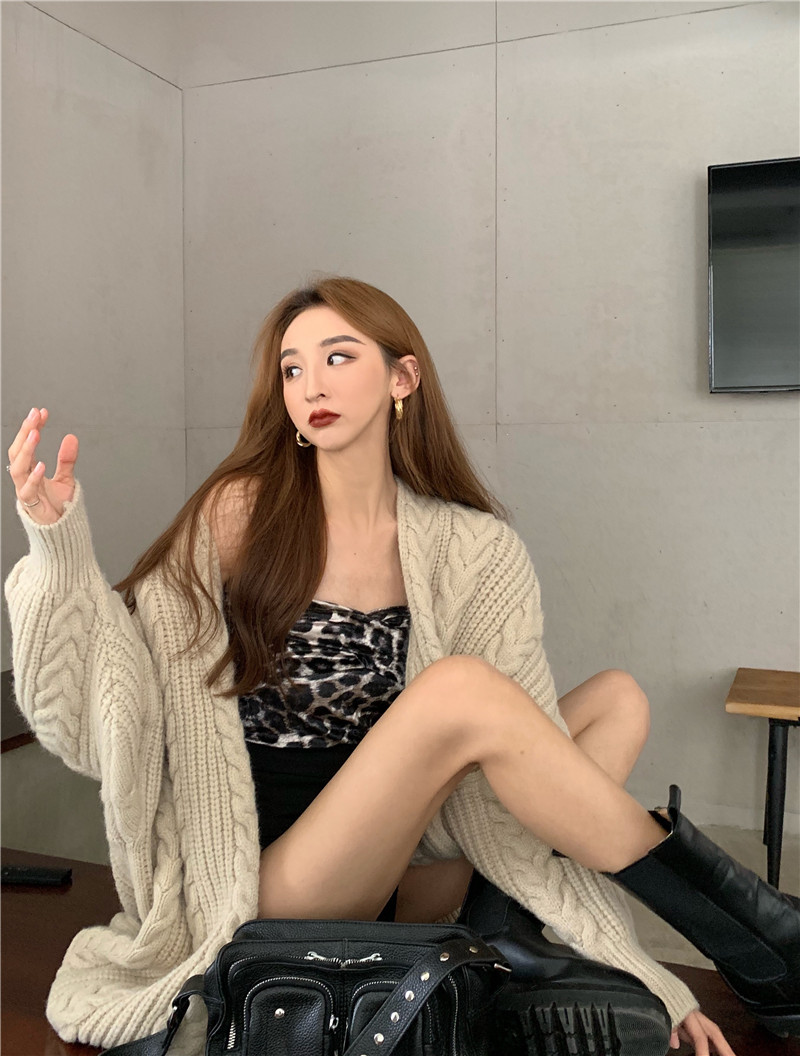 Real shot real price languid style medium length knitted cardigan women's loose sweater coat leopard print chest pants