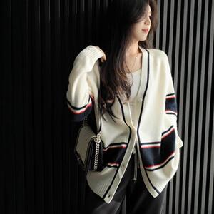 高级感软糯条纹撞色针织开衫女24秋装新款宽松经典中长款毛衣外套
