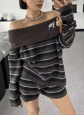 松弛风条纹一字肩针织上衣+休闲风短裤两件套女秋冬新款毛衣套装