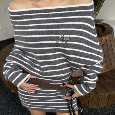 配腰带设计感高级斜肩针织包臀裙