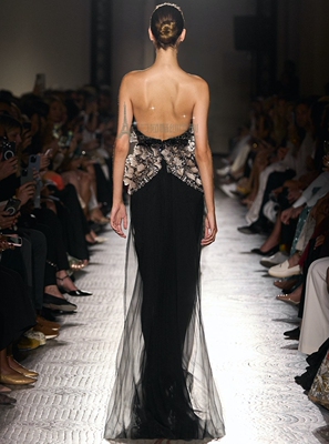 eliesaab重工梦幻薄纱黑色小礼服 羽毛鱼尾婚纱生日摄影主持表演