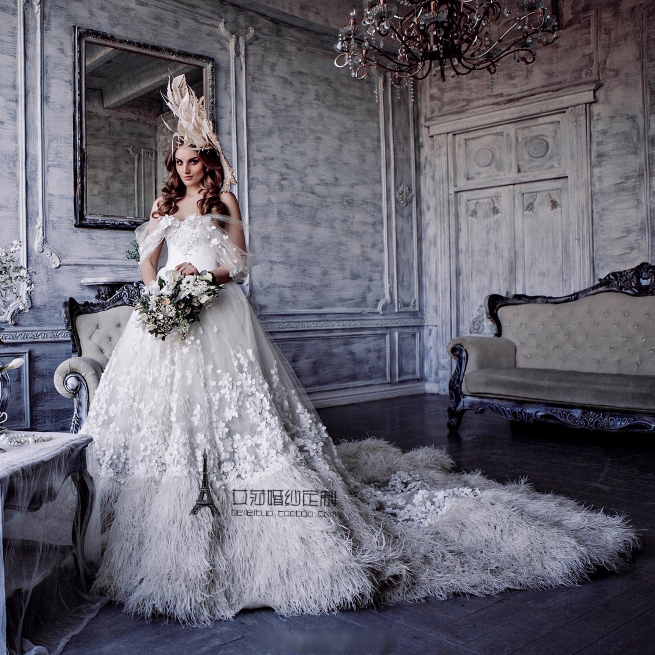 ziad巴洛克复古宫廷公主风蓬蓬婚纱 羽毛一字肩大拖尾婚纱礼服在类目 女装/女士精品, 婚纱/旗袍/礼服, 婚纱中 - 来自Buy2taobao.com提供专业的淘宝代购服务