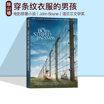 英文原版穿条纹衣服的男孩