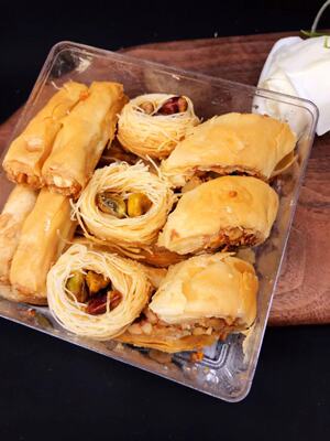 Baklava土耳其点心 酥脆甜品西点300G千层酥饼叙利亚风味酥脆点心