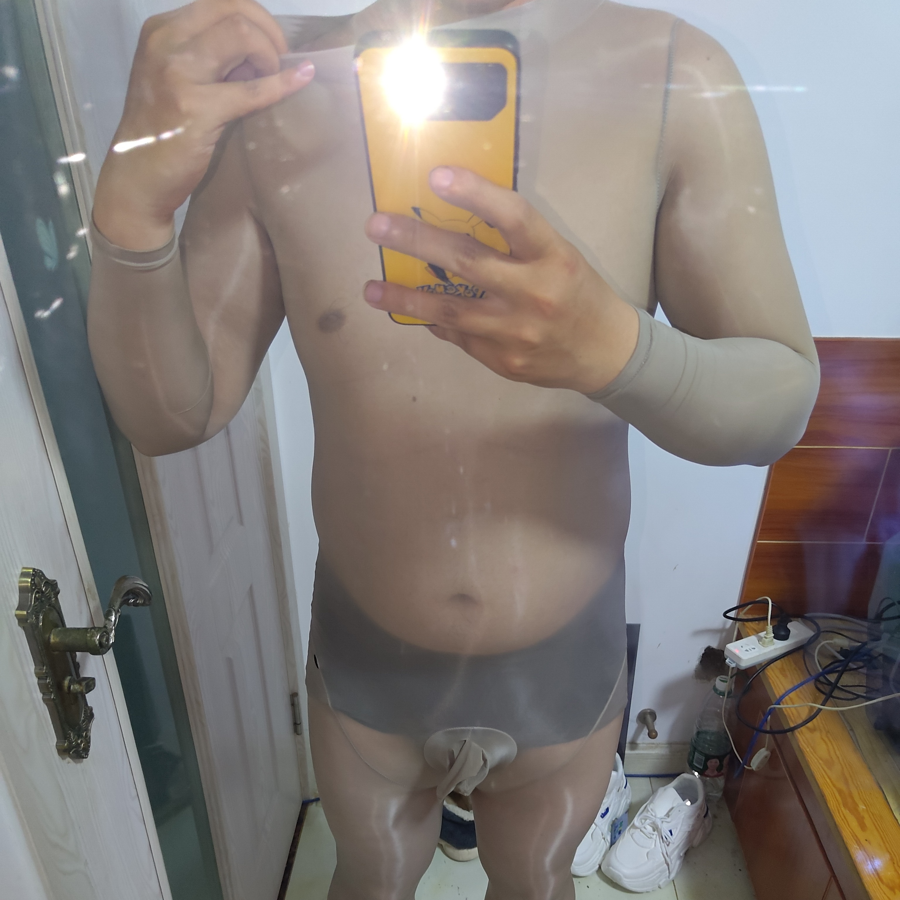 薄款连体衣亮丝塑身防勾丝性感