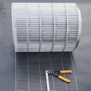 镀锌铁丝网鸟笼网鸡兔笼网自制笼子材料防护围网养殖网钢丝网网片