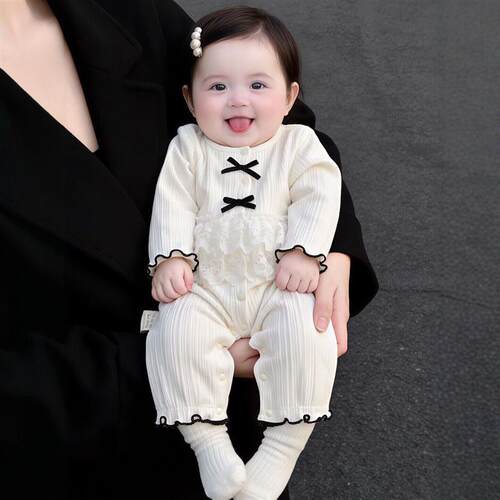 婴幼儿薄款连身衣蝴蝶结公主风女宝宝春秋连体衣长袖爬服外穿哈衣