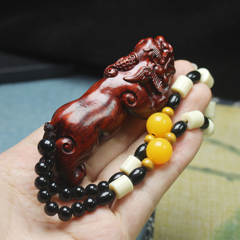 工厂批发 犀角紫檀木雕刻貔貅手把件车挂 立体神龙小茶壶车挂件