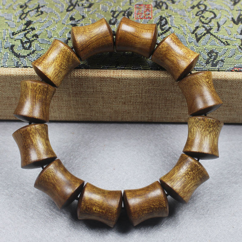 厂家供应 老料金丝楠木手串  带金丝顺纹楠木手链佛珠