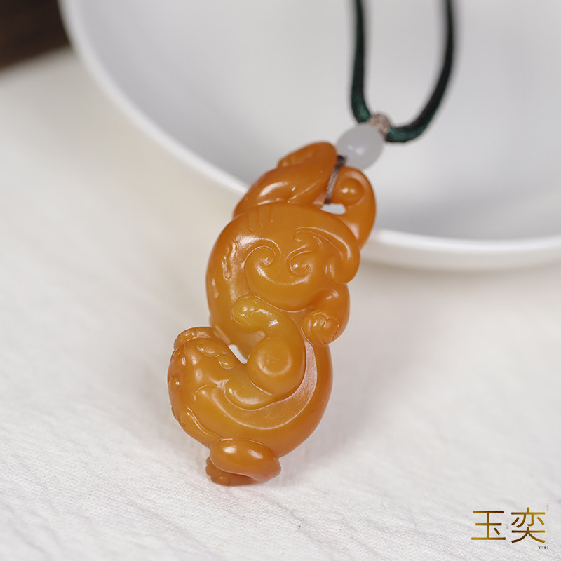 玉奕苏工雕刻新疆和田玉男女款