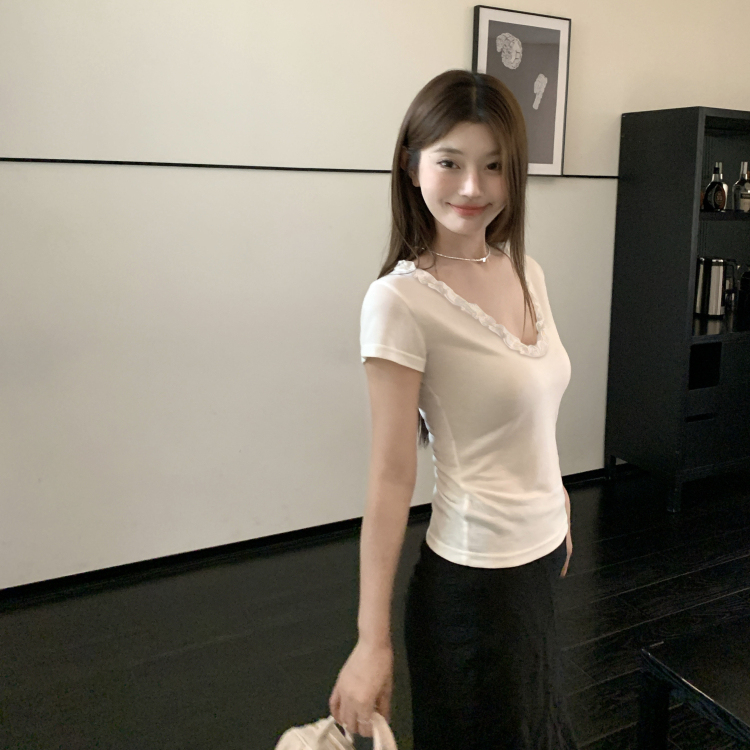 1ess la mode天丝木耳花边轻薄V领修身显瘦短袖T恤夏季女新款韩