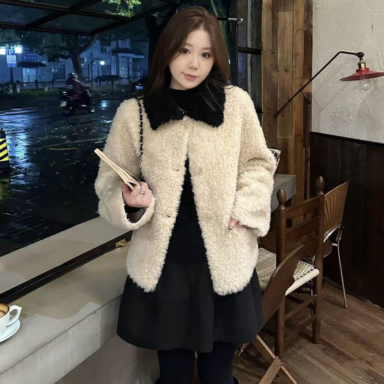 琪琪微微胖大码女装撞色减龄千金风甜美娃娃领拼接短外套女冬外套