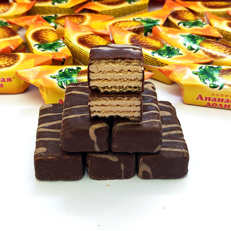 斯拉夫威化俄罗斯进口黑巧克力菠萝威化饼干糖果零食酸甜喜糖500g