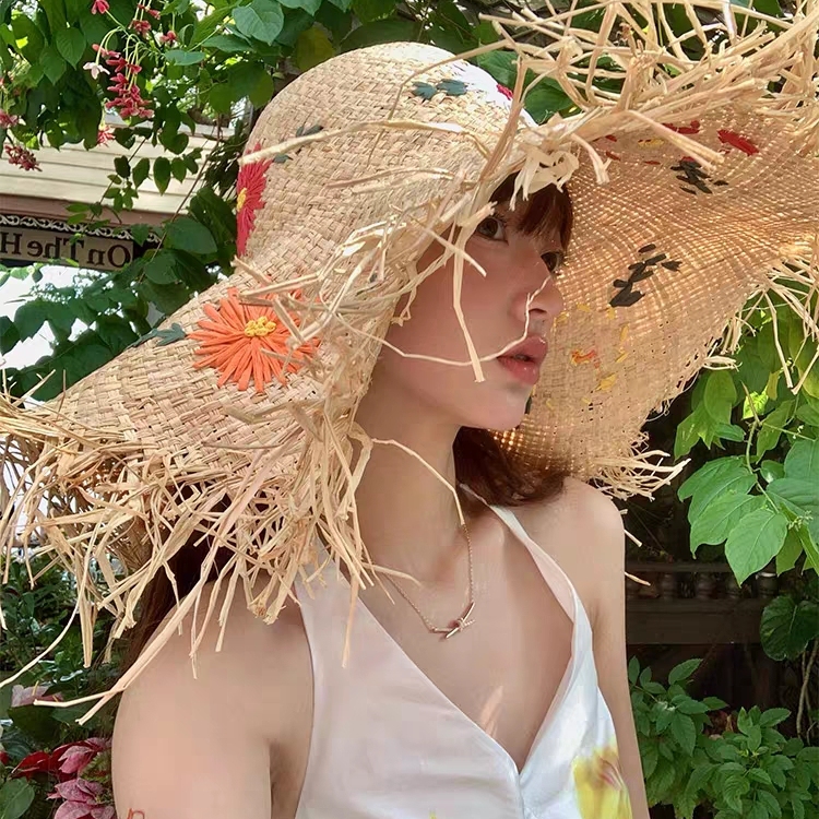 法式手工拉菲草帽女2025新款夏季度假风海边出游大帽檐遮阳沙滩帽
