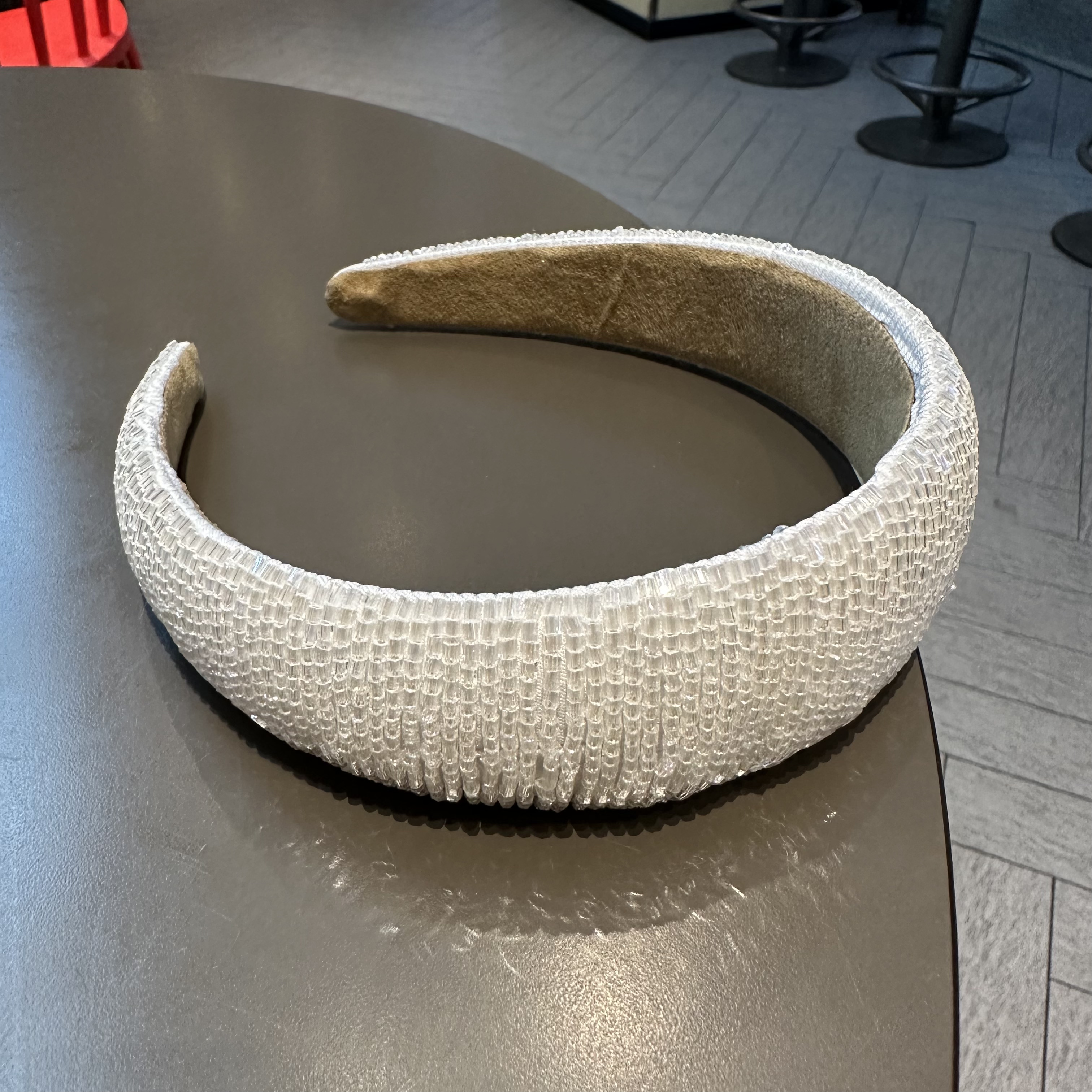 白色水晶发箍显脸水气质富家千金百搭头箍宽边压发高级洋气大气女