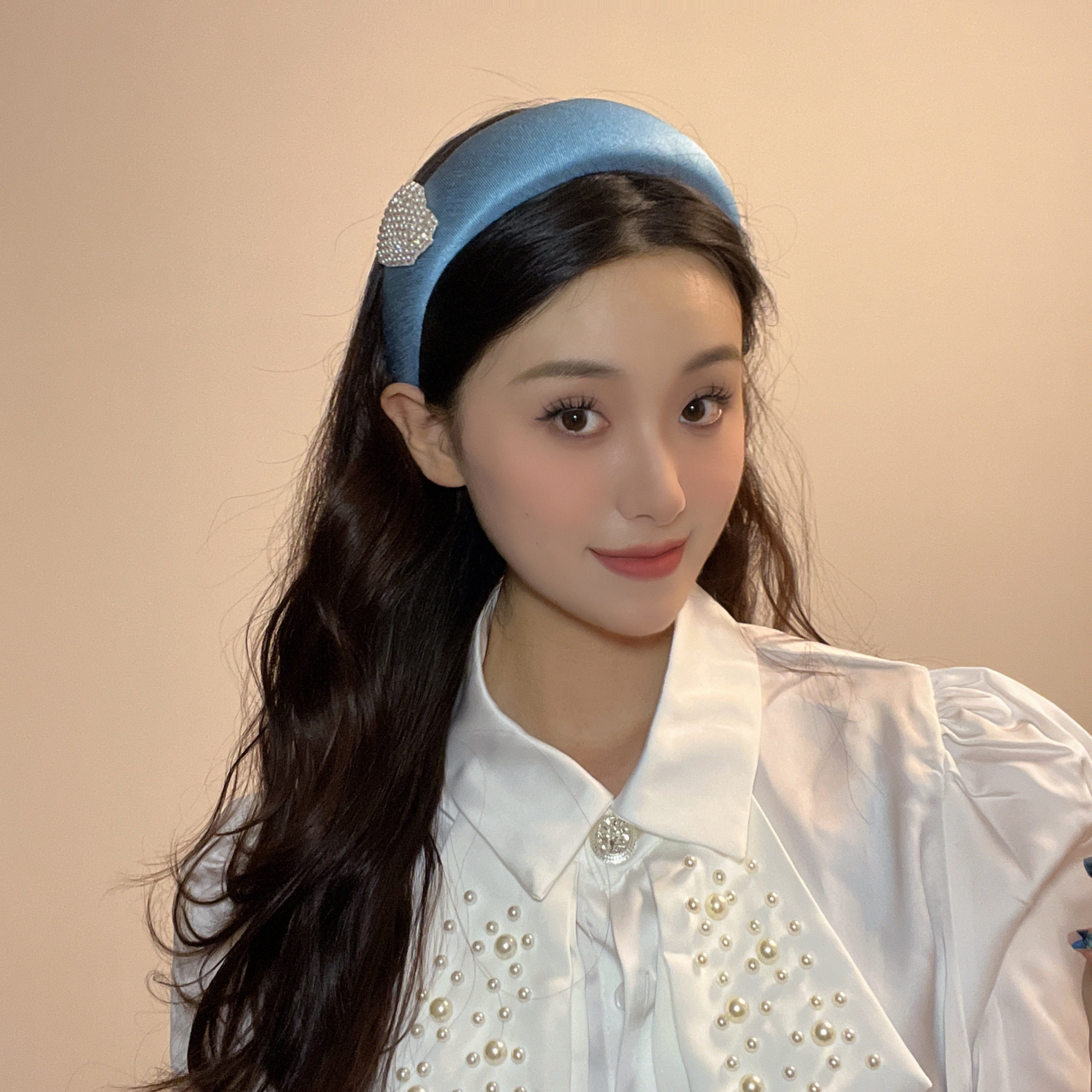 明星同款牛仔蓝色珍珠发箍发箍女日常外出发饰高级感新款宽边头箍