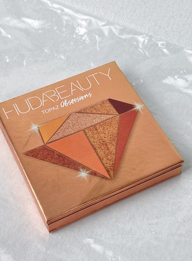 瑕疵盘！Huda beauty nude九色钻石眼影盘21年产颜色瑕疵如图