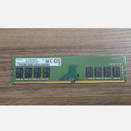 三星M378A1K43EB2-CWE DDR4 8G 1RX8 PC4-3200AA-UA2台式机内存条
