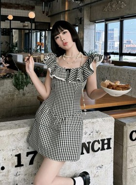 25孤品限量款】设计感一字肩复古气质灰色格子连衣裙荷叶边短裙