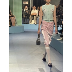 25sst【正确版】张元英同款 | 刺绣无袖针织开衫背心上衣粉色半裙