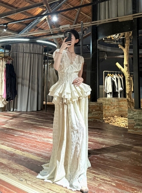 【对版定制】| Muteda*e小众设计感V领显瘦亚麻上衣蓬蓬裙长半裙