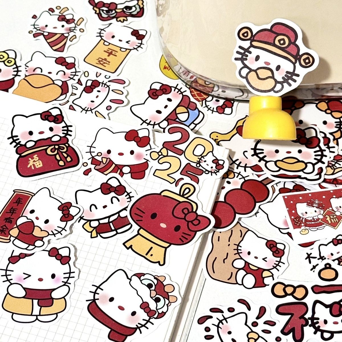 100张爆款喜庆hellokitty新年kt猫贴纸卡通可爱ins风装饰贴画diy