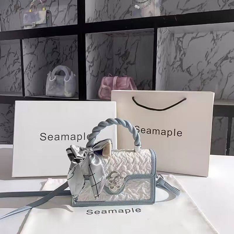 时尚2025小众斜挎包轻奢手提单肩包高级通勤小包手提包新款包包女,箱包皮具/热销女包/男包,小方包,淘宝优惠券,粉丝福利购,淘宝优惠卷