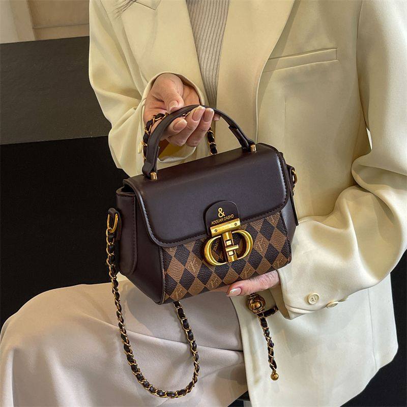 高级手提小包2025新款时尚单肩斜挎包复古百搭小方包链条迷你包,箱包皮具/热销女包/男包,小方包,淘宝优惠券,粉丝福利购,淘宝优惠卷