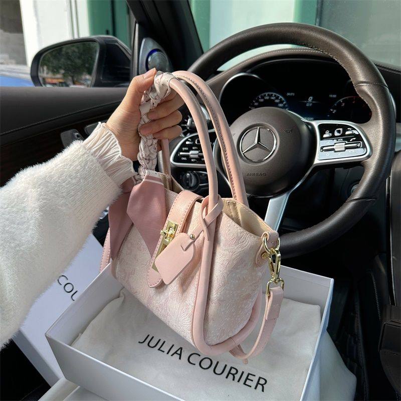 小群原创设计蕾丝绣花菜篮子包包女2025春夏新款通勤百搭水桶包潮,箱包皮具/热销女包/男包,腋下包,淘宝优惠券,粉丝福利购,淘宝优惠卷