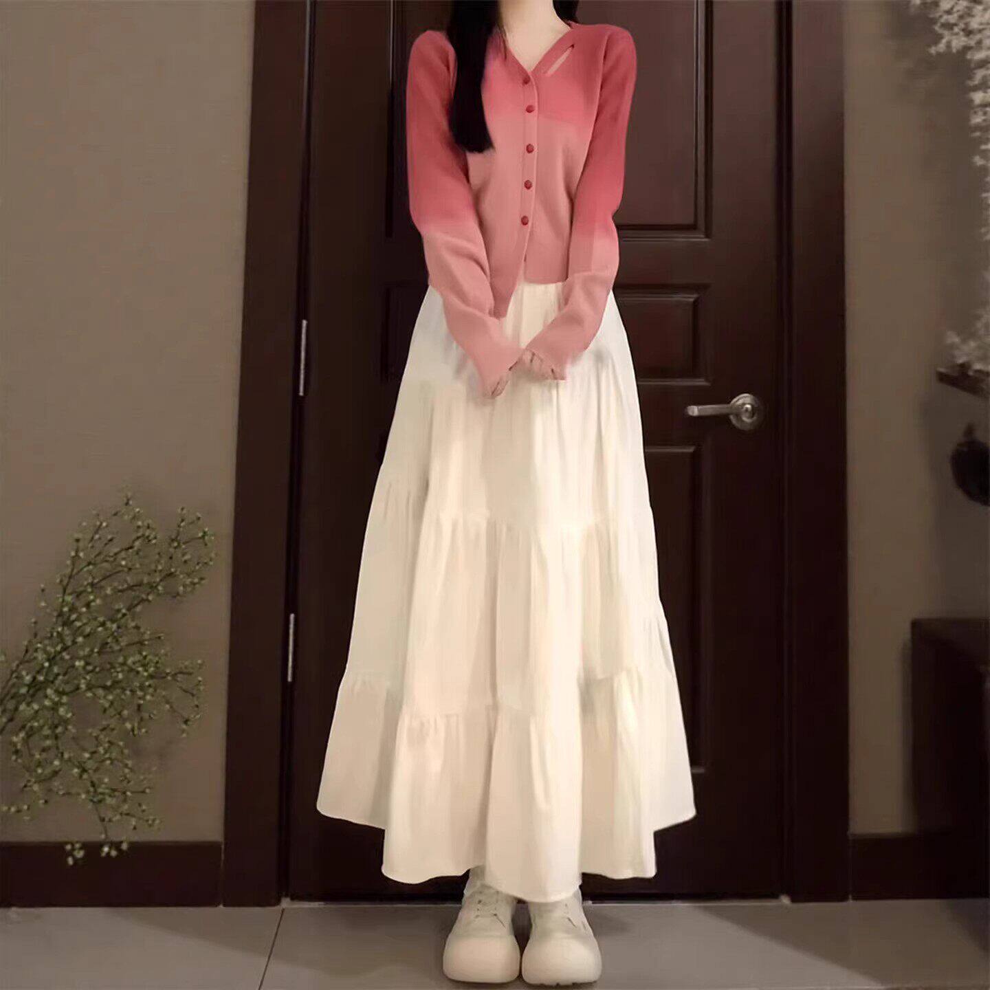 白色半身裙女春夏2026新款a字高腰伞裙中长版大尺码气质蓬蓬蛋糕