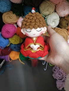 成品十二厘米小佛陀纯手工钩织采用4股线可摆件可车挂