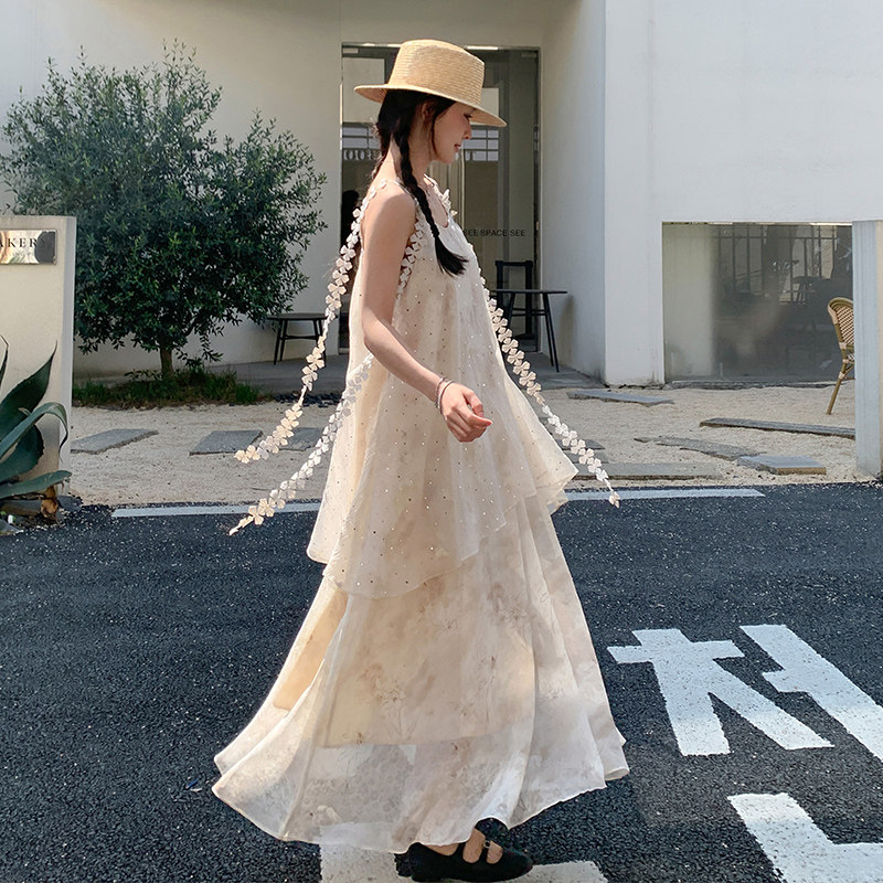 仙气风超好看花边吊带网纱连衣裙女夏季海边度假晕染碎花沙滩裙仙图片