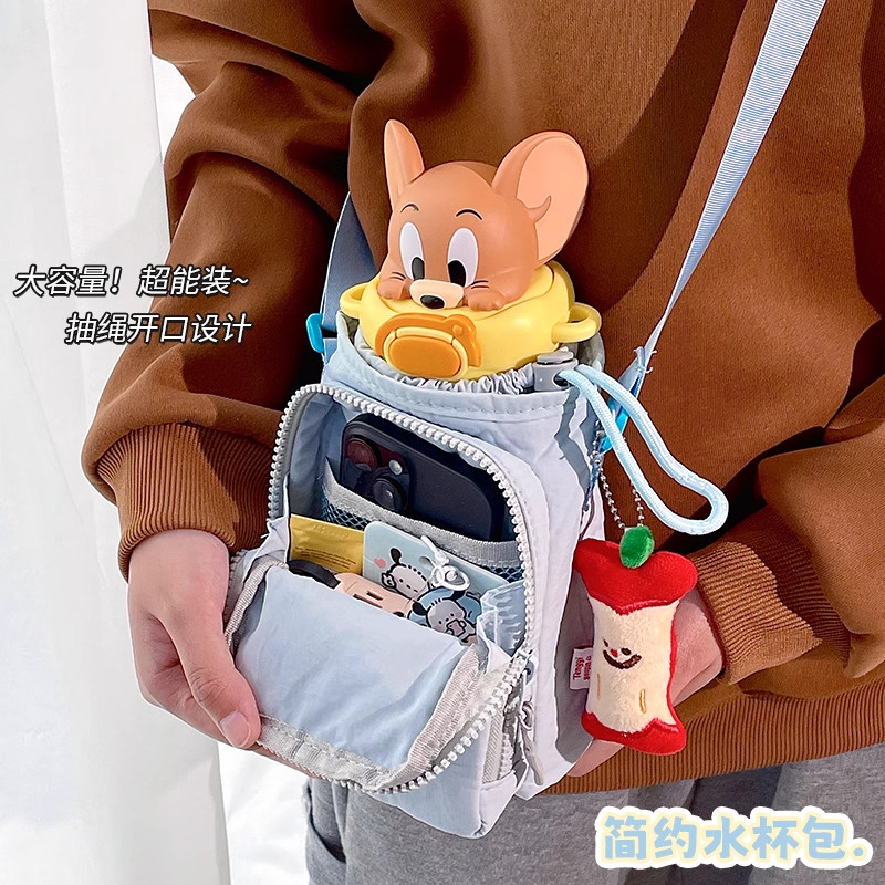 小众轻便ins风设计斜挎单肩水壶包高颜值手机包超火户外便携包潮,箱包皮具/热销女包/男包,通用款女包,淘宝优惠券,粉丝福利购,淘宝优惠卷