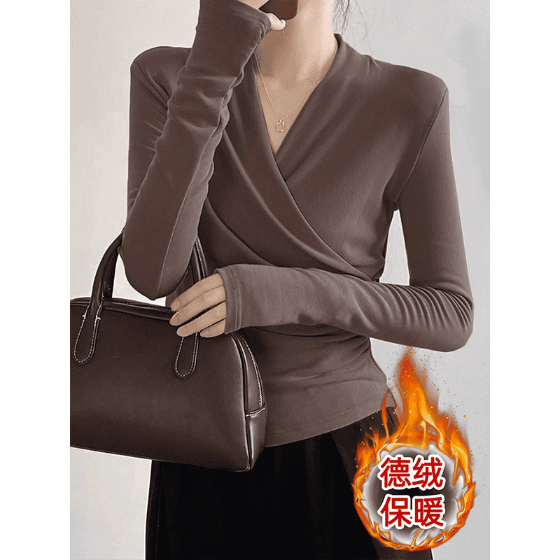 女装v领高级感长袖内搭打底针织衫秋冬季2026款显瘦绝美漂亮上衣