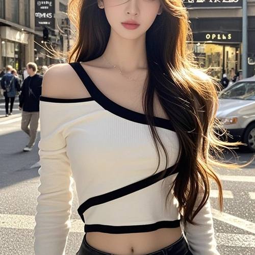 性感风拼色斜领长袖T恤女2026秋季气质修身显瘦露肩短款长袖上衣