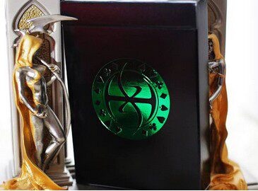 默默纸牌刀锋绿色紫色扑克牌