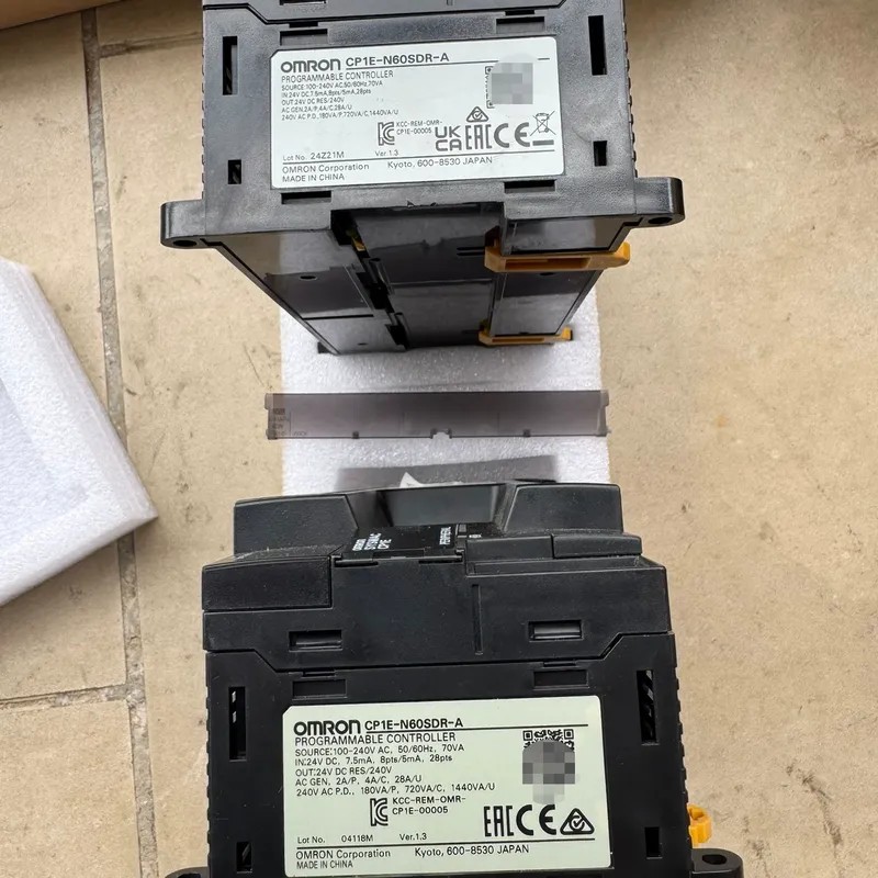 PLC CP1E-N60SDR-A，成色漂亮，实物拍摄