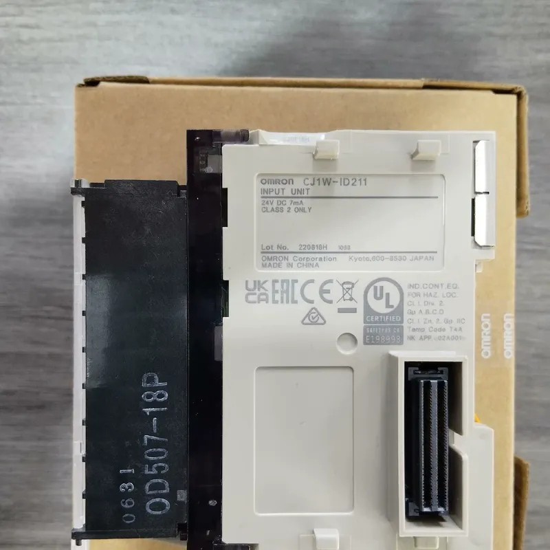 CJ1W-OD211 16点晶体管输单 PLC模块