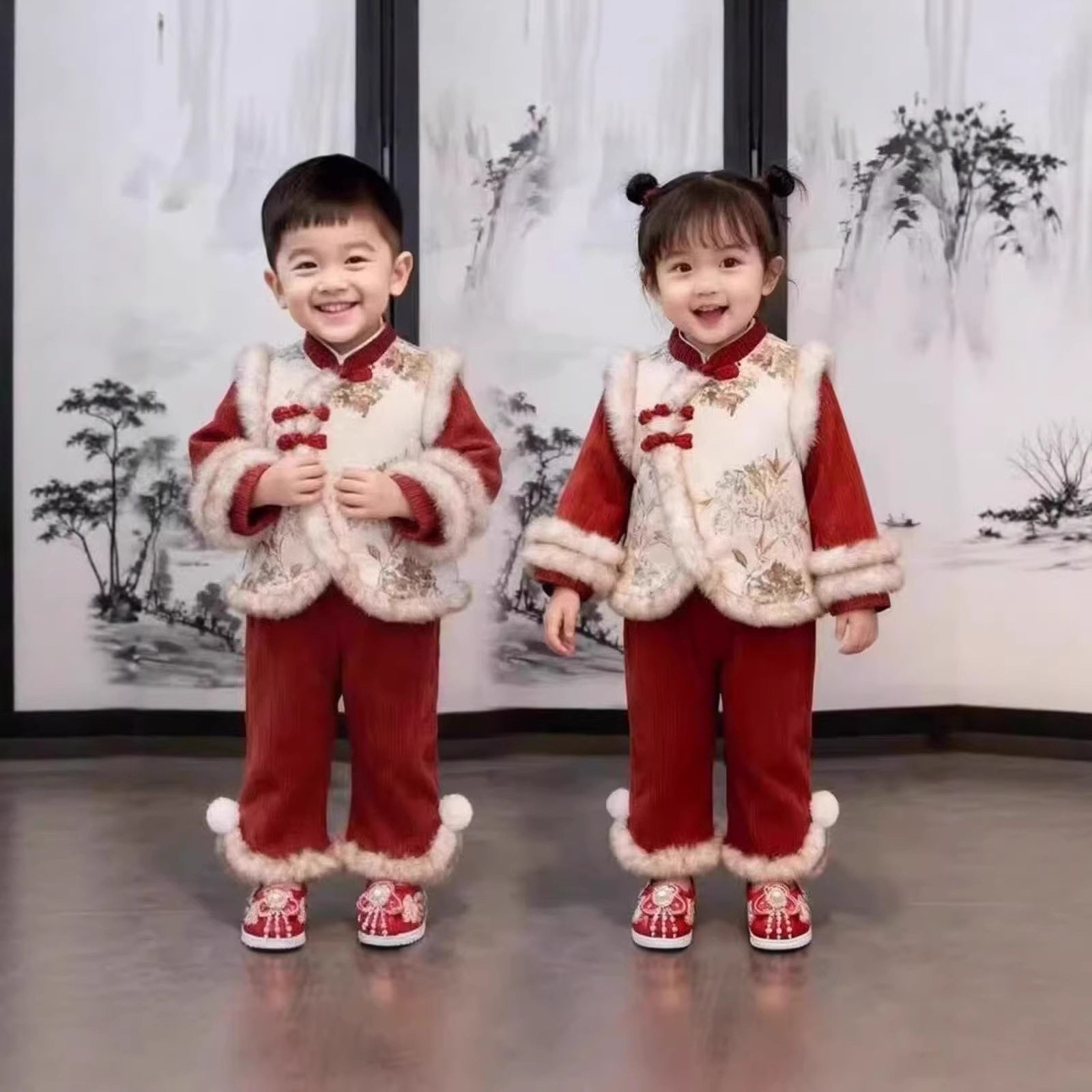 2026年新男儿童过年拜年服女童宝宝汉服新年冬季中国风唐装演出服