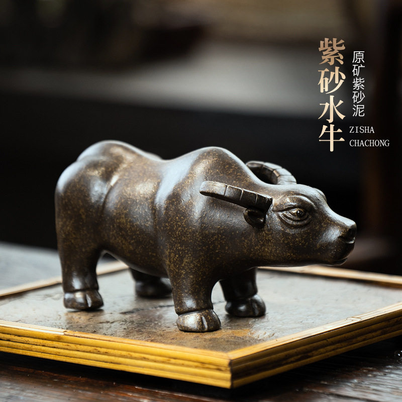宜兴紫砂茶宠牛摆件雕塑古铜泥生肖牛茶玩茶盘茶具配件工艺品