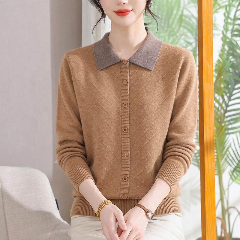 春秋妈妈装翻领针织衫薄款毛衣女