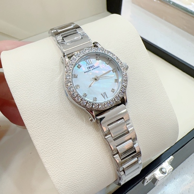 IBSO正品法式小表盘轻奢小众贝母面女士手表镶钻超薄百搭精致钢链