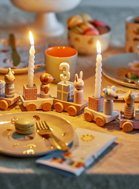 丹麦代购 Bloomingville木质小火车生日礼物装饰摆件数字烛台儿童