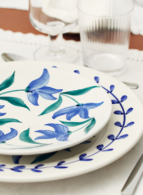 瑞典代购 Mateus 轻奢艺术手绘蓝色花朵陶瓷平盘碟子西餐盘子餐具