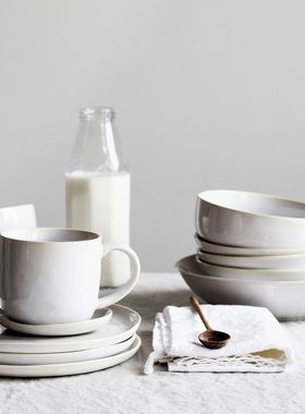 瑞典 Tell Me More 北欧极简温润白色粗陶器盘子碟子饭碗汤碗餐具