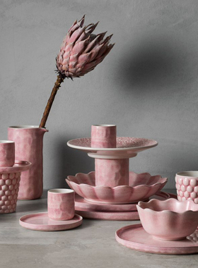 瑞典 Mateus 粉色浮雕泡泡花朵纹理手工陶瓷盘子西餐碟子餐碗杯子