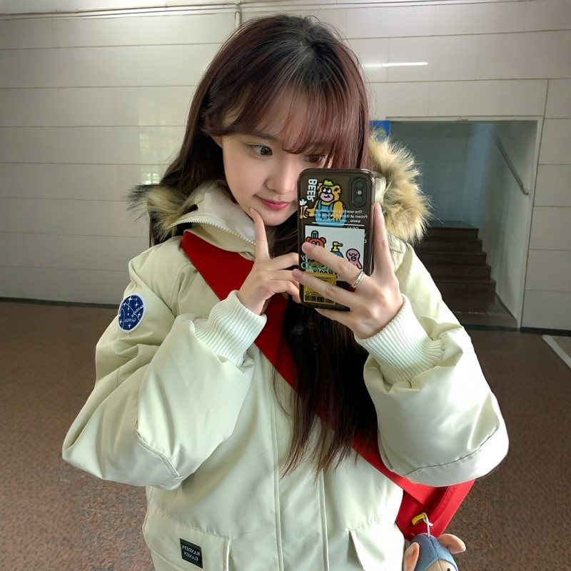 羽绒服女短款冬季新款小个子白色大毛领连帽工装白鸭绒加厚派克服