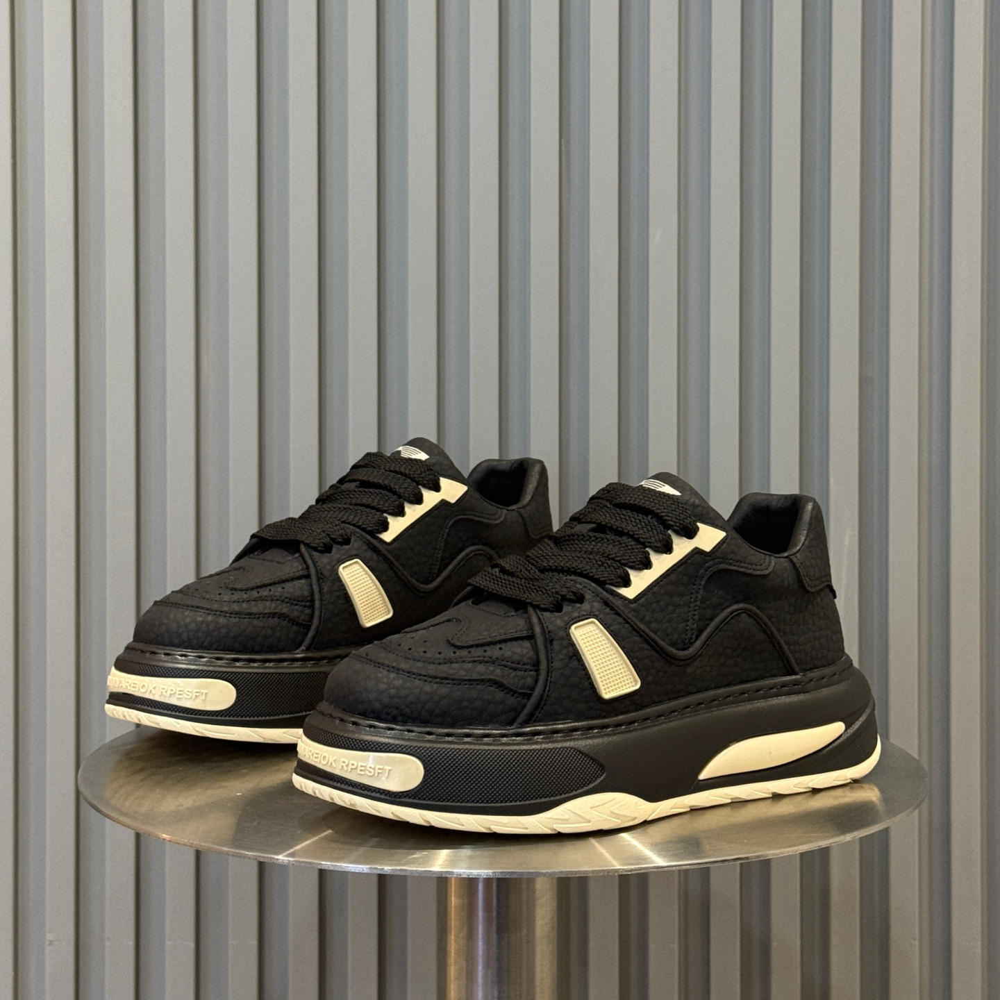 欧式男鞋秋冬款2025新款板鞋