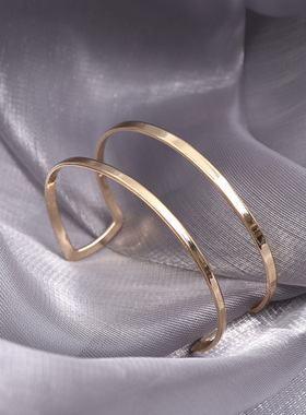 日韩气质小众设计合金女手镯