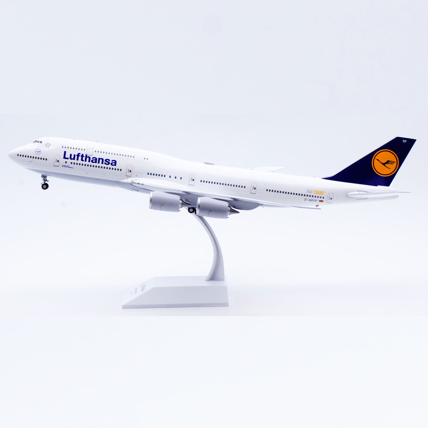 JC Wings 1:200 德国汉莎航空 波音 B747-8 D-ABYP 合金 飞机模型